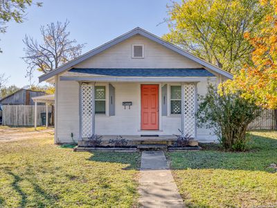 315 3rd St., Uvalde, TX, 78801