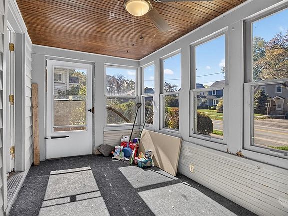 3rd image of 96 Bonesteel St