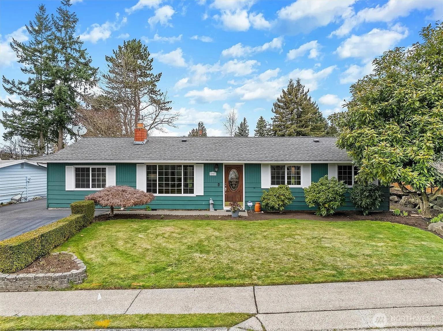 4907 184TH Place SW photo 1