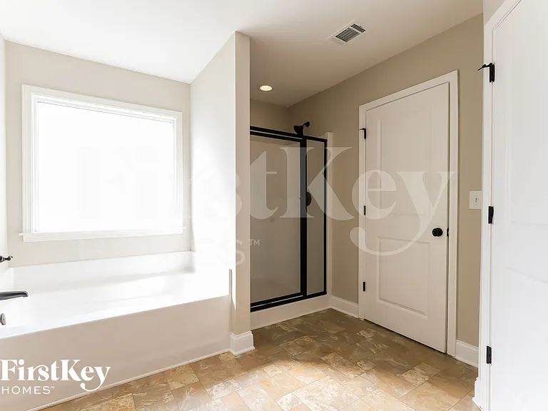 4313 Yonah Park — Photo 12