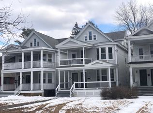 37 Manning Blvd APT 3, Albany, NY 12203