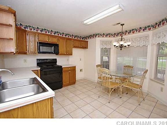 5th image of 5928 Amity Springs Dr