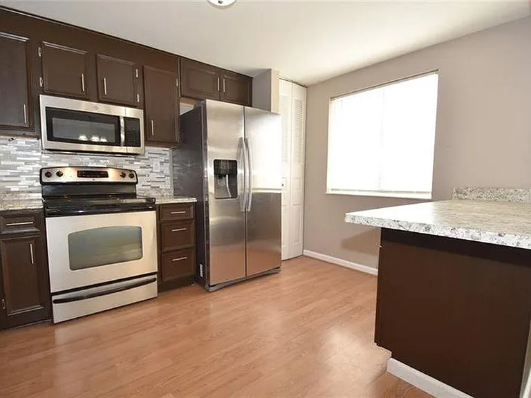 2325 Firethorn Rd — Photo 13