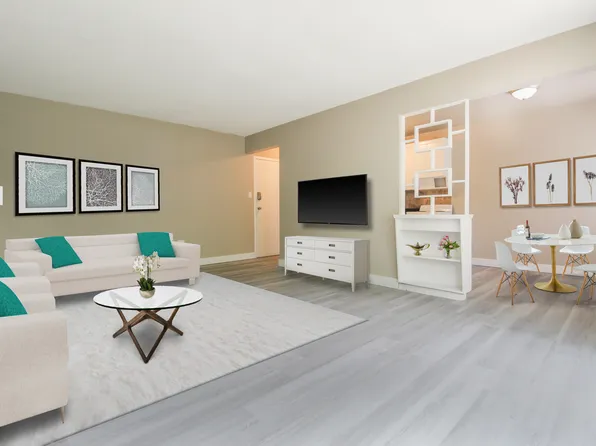 10721 108th St NW, Edmonton, AB T5H 3A4