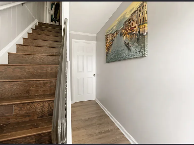 2920 Wetherburn Ct — Photo 4