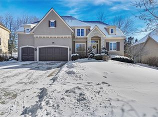 20805 W 93rd Ter, Lenexa, KS 66220