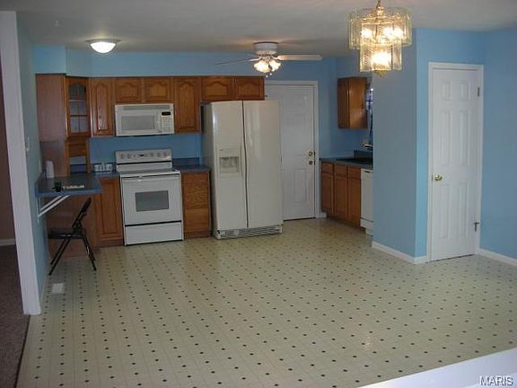 3rd image of 4335 Pegasus Dr