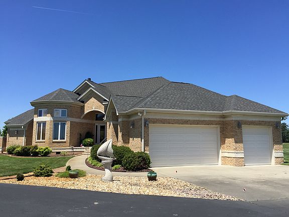 3rd image of 2077 Camden Ct