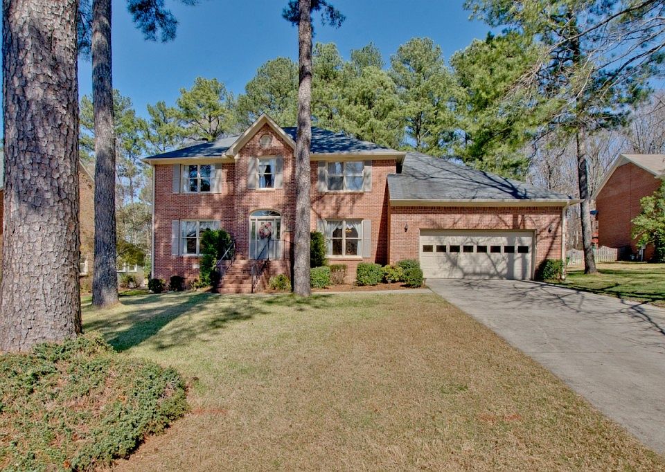 1st image of 1305 Leafmore Cir SE