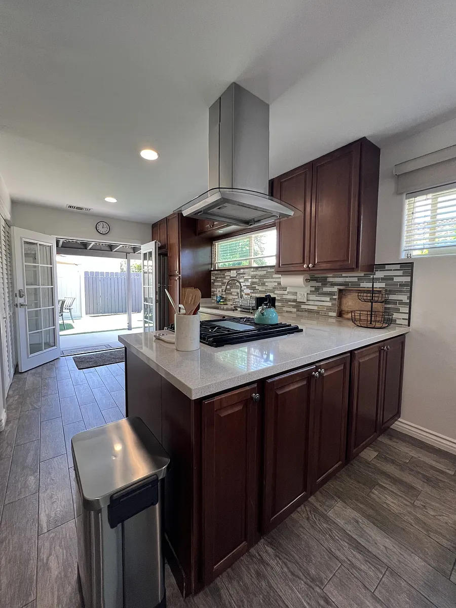 Building Photo - 2314 Felicita Ave #B