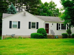 656 Avery St, South Windsor, CT 06074