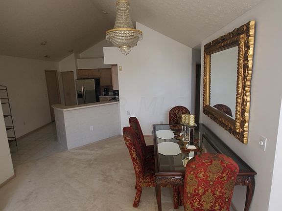4th image of 825 Windward Ln #2