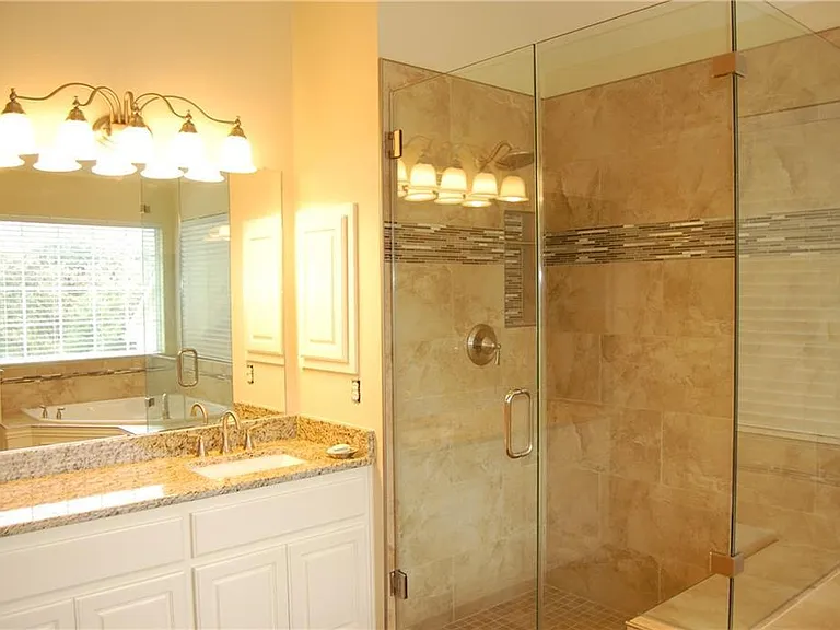 3580 Twelve Oaks Ln — Photo 12