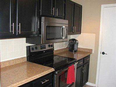 3rd image of 3375 Antigua Ln APT 103