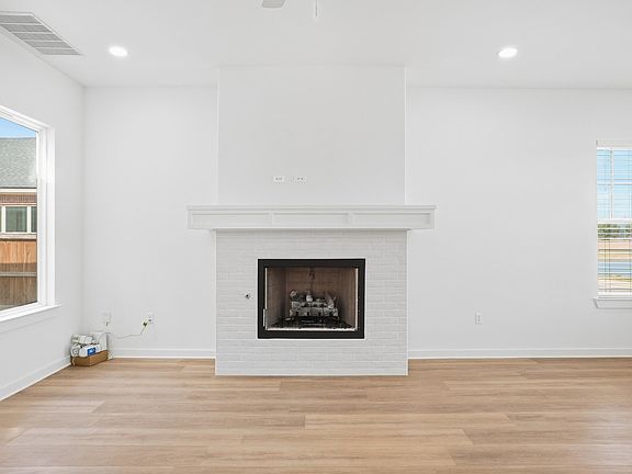 5th image of 11706 Savannah Ave