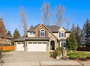 6008 213th Avenue Ct E, Lake Tapps, WA 98391