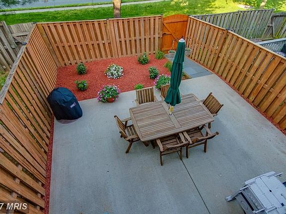 2nd image of 3456 Brookville Ln