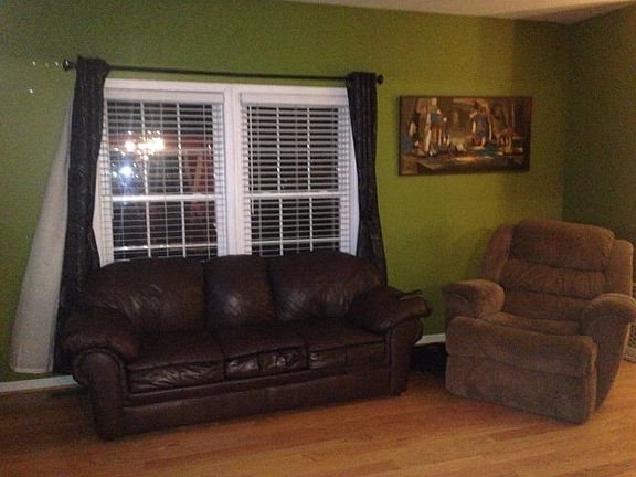 2nd image of 278 Eldrege St