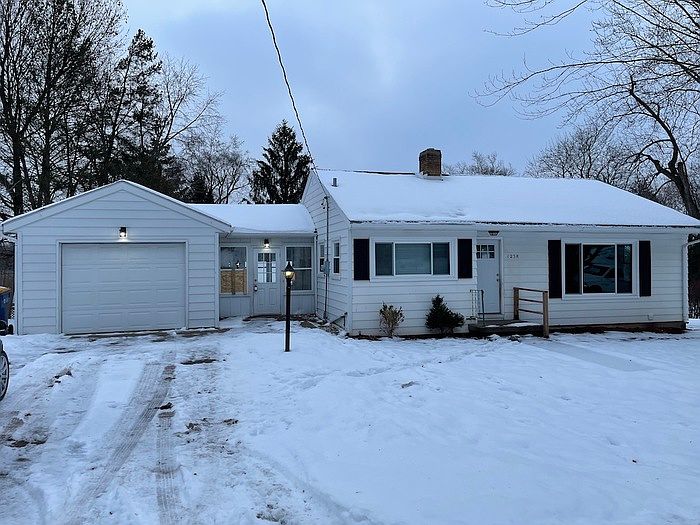 1st image of 1238 Derby Dr NW