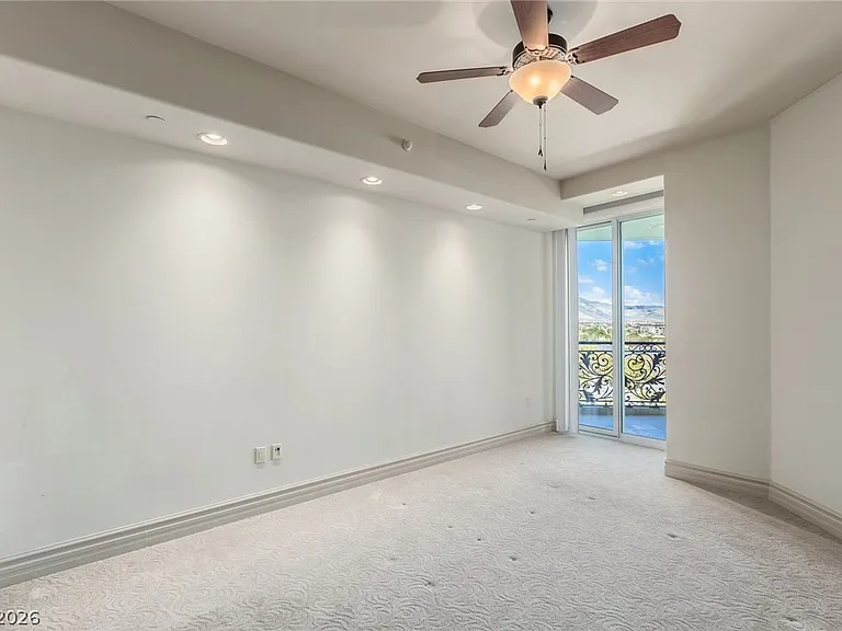 9103 Alta Dr #703 — Photo 23