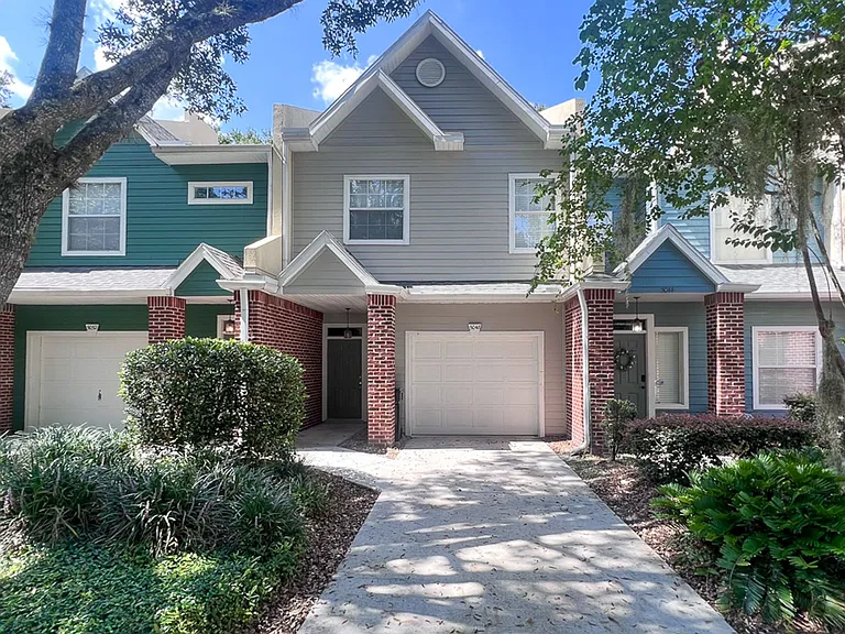 5048 NW 1st Pl — Photo 33