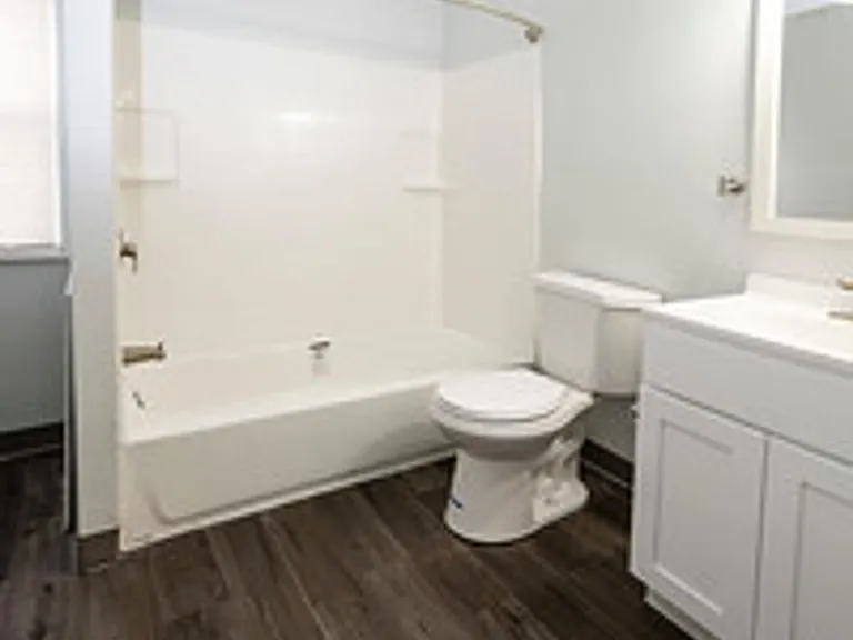 Timbercove Apartments and Townhomes — Photo 7