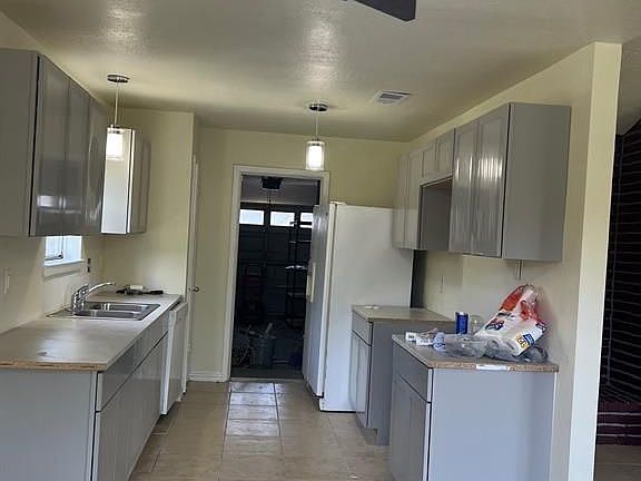 4th image of 19806 Pinefield Ct