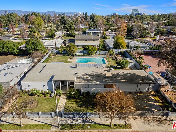 2nd image of 6228 Sale Ave