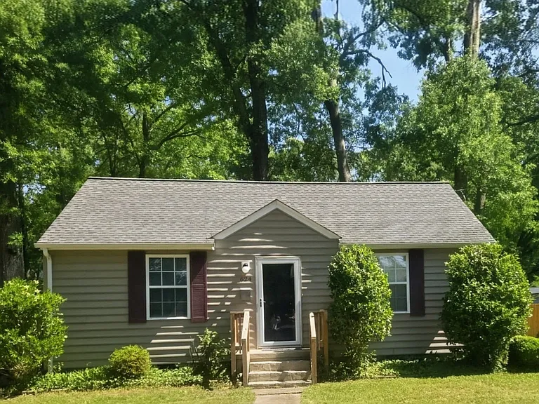 624 Sterling St — Photo 1