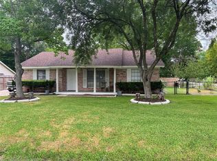 2204 Bauer Dr, Houston, TX 77080