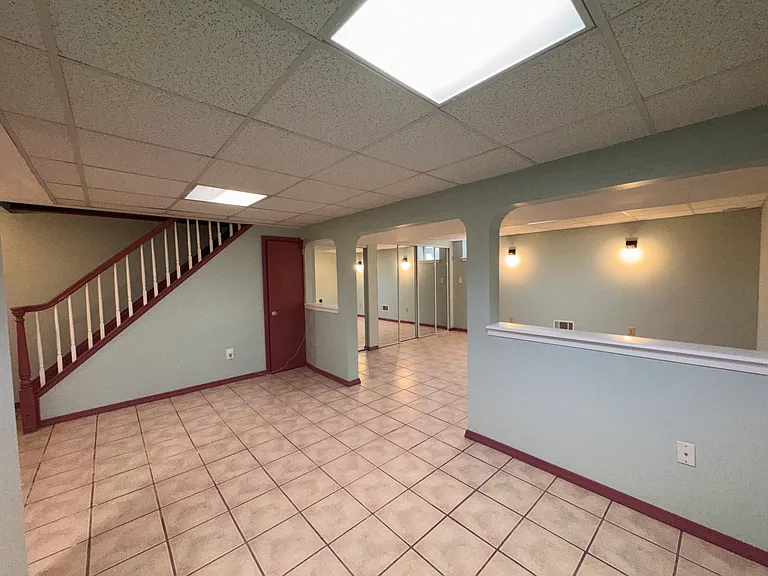 1739 Wendy Ln — Photo 13