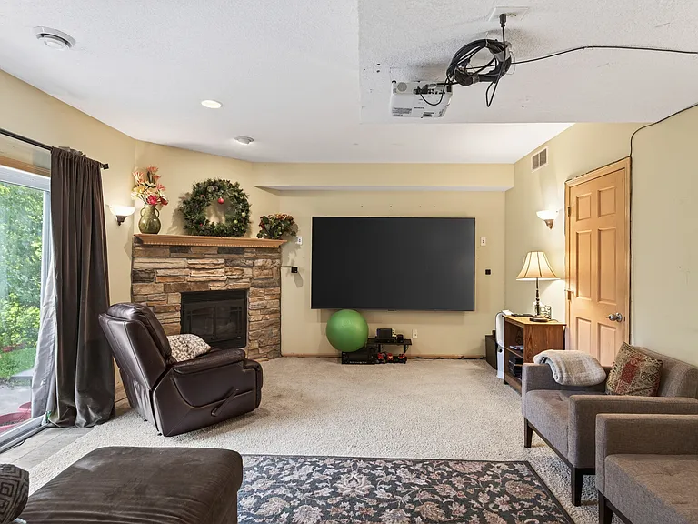 7375 W Fish Lake Rd — Photo 37