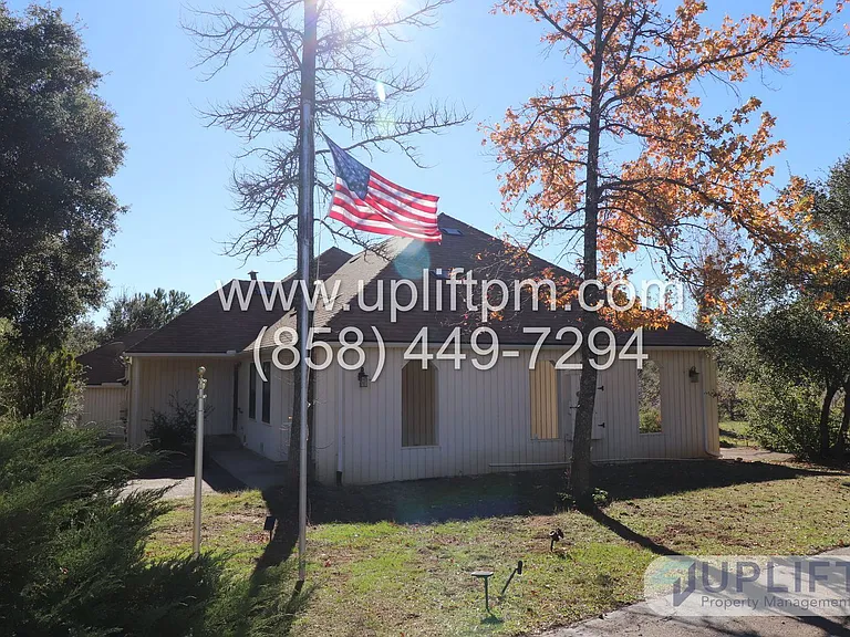 4721 Meadowridge Rd — Photo 19