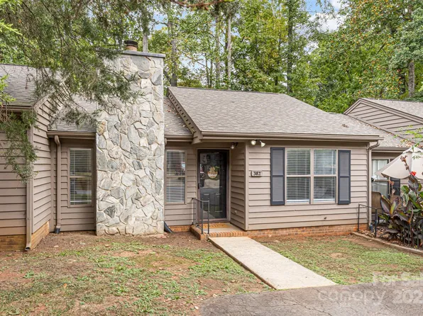 382 Sweetgum Dr, Fort Mill, SC 29715