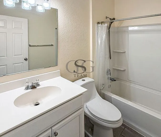 10535 Noble Cyn — Photo 15