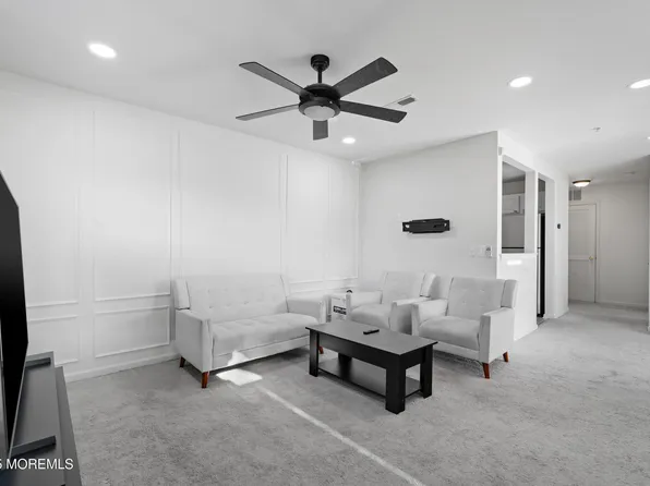 1060 Morning Glory Drive #1060, Monroe, NJ 08831