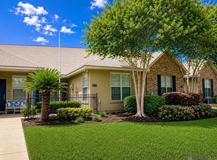 2932 Magazine Dr, Baton Rouge, LA 70816