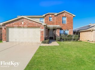 3905 Mantis St, Fort Worth, TX 76106