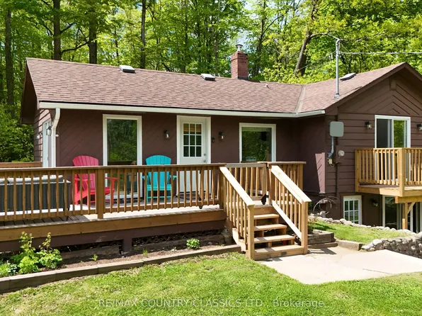 164 Trout Lake Rd, Faraday, ON K0L 1C0