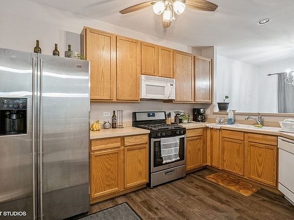 2nd image of 668 Morris Ct Unit 2