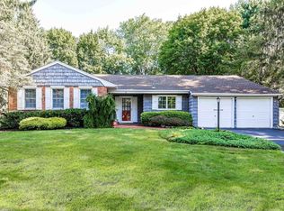 25 Frank St, Smithtown, NY 11787
