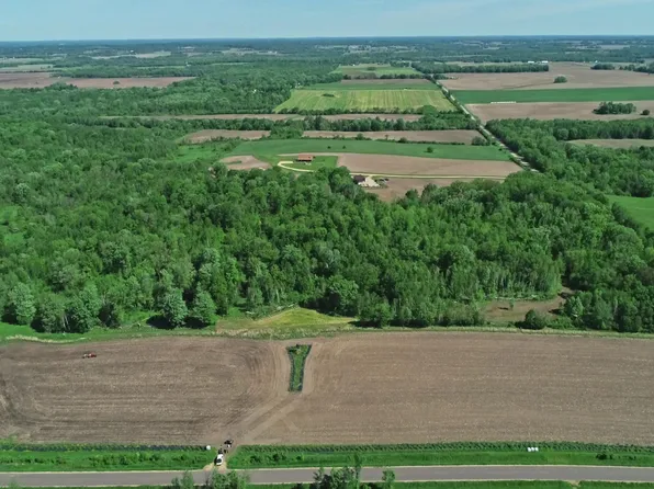 2330 290th St, Clear Lake, WI 54005