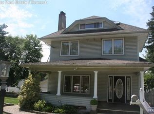 225 Hamilton Pl, Hackensack, NJ 07601