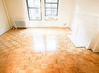 189 Waverly Pl APT 8, New York, NY 10014