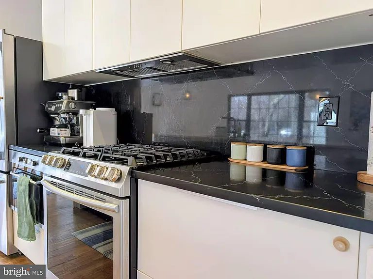 3351 Lawr Prin Rd — Photo 4