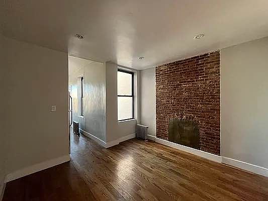 3rd image of 521 W 156th St APT 1E