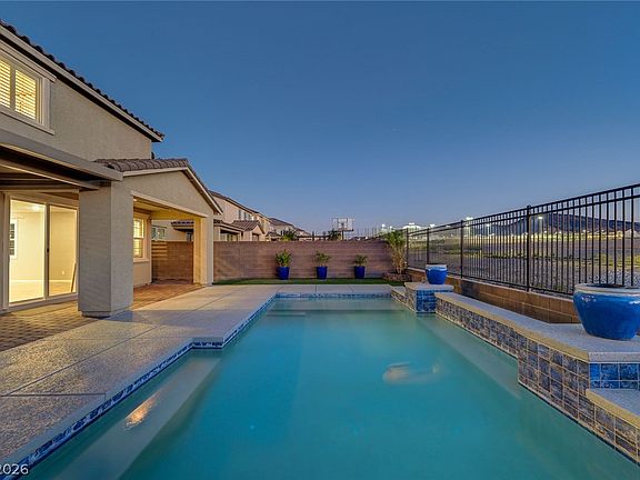 4th image of 2587 Tolmezzo St