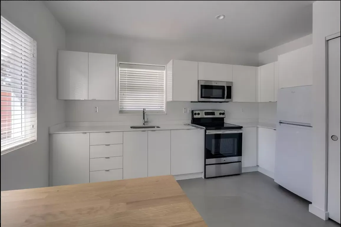 450 Northeast 62nd Street — Photo 3