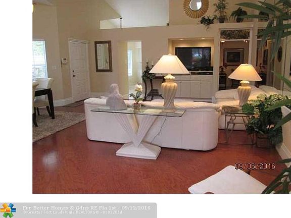 5th image of 4117 W Palm Aire Dr #4B