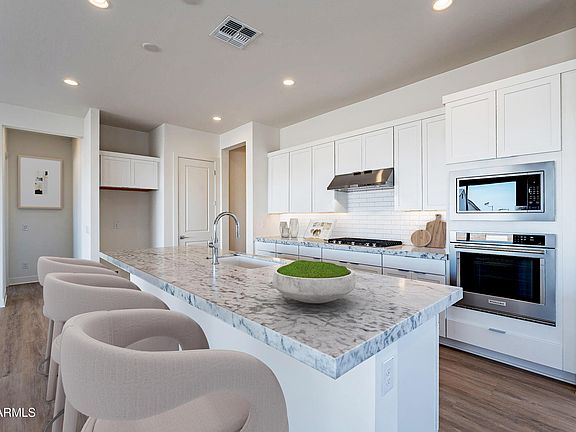 4th image of 3752 W ANTELOPE Way